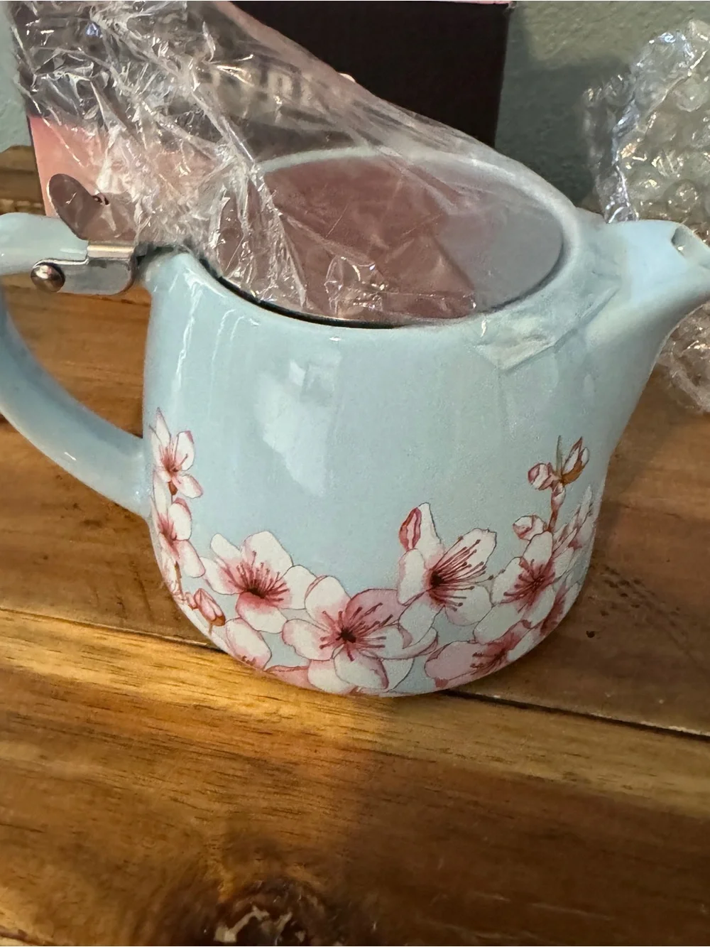 NWT Alfred Light Blue Ceramic Teapot with Pink Floral Pattern and Infuser